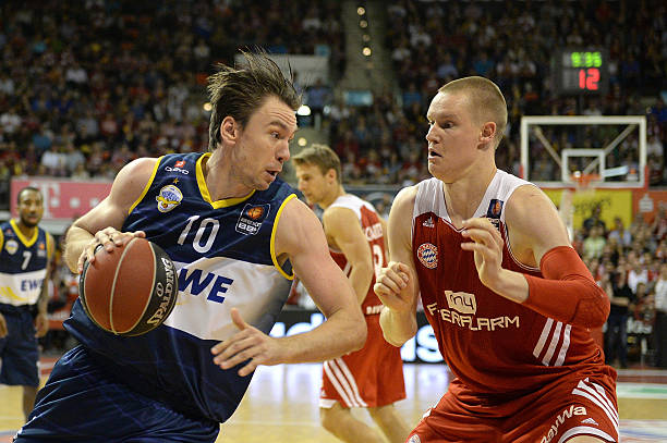 员的配合都 员的配合都