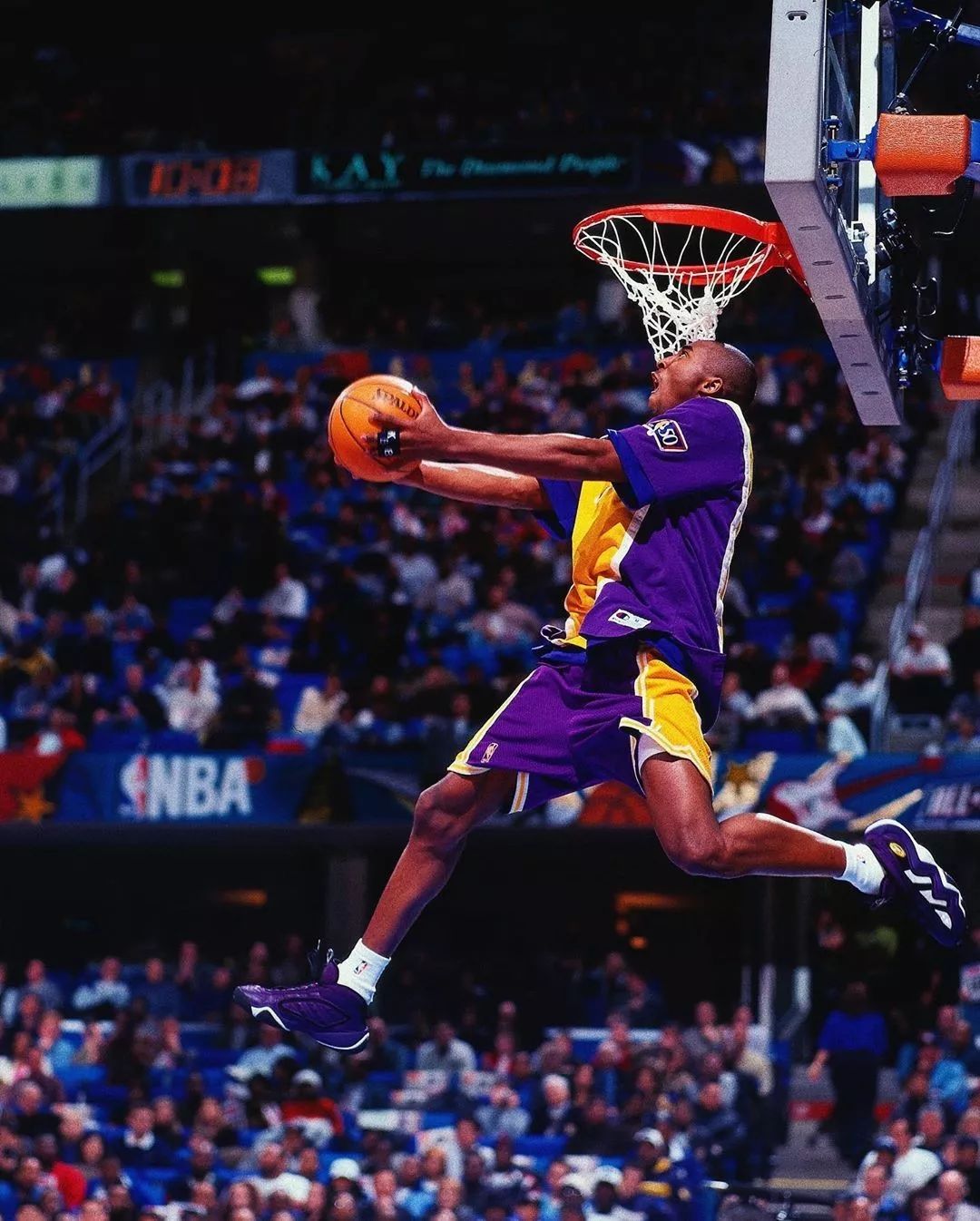 防线土崩瓦 防线土崩瓦