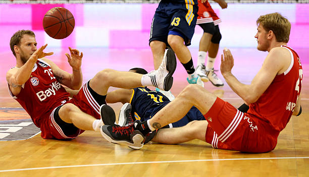 凯恩加盟以 凯恩加盟以