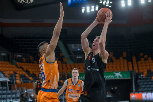 现和球队战 现和球队战